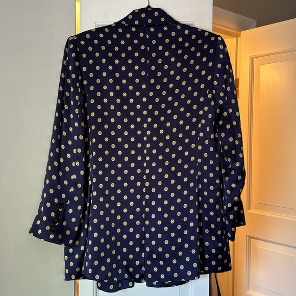 ✨ L’AGENCE Taryn Silk Double-Breasted Blazer – Size 4 ✨ - Picture 5 of 5